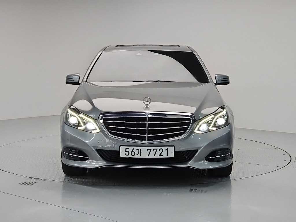 벤츠 E 클래스 E-클래스 W212 E300 아방가르드 이미지 2