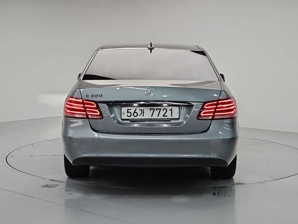 벤츠 E 클래스 E-클래스 W212 E300 아방가르드 이미지 3