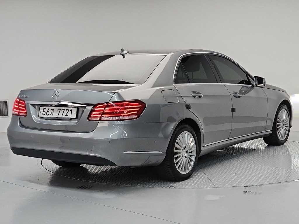 벤츠 E 클래스 E-클래스 W212 E300 아방가르드 이미지 4