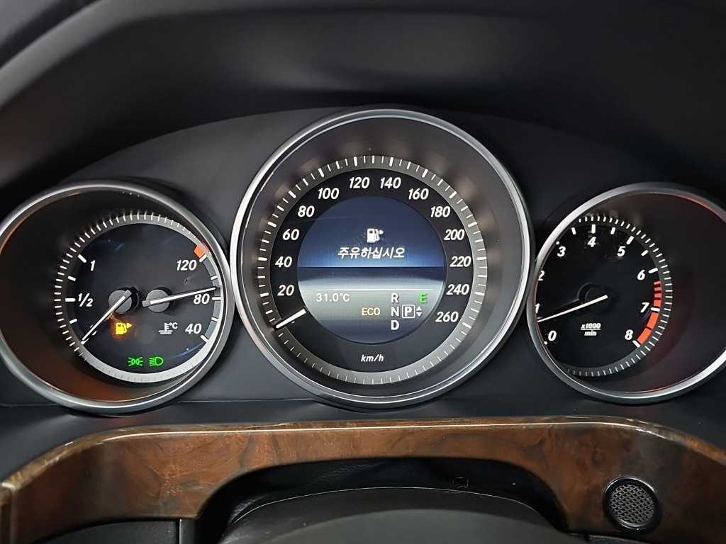 벤츠 E 클래스 E-클래스 W212 E300 아방가르드 이미지 6