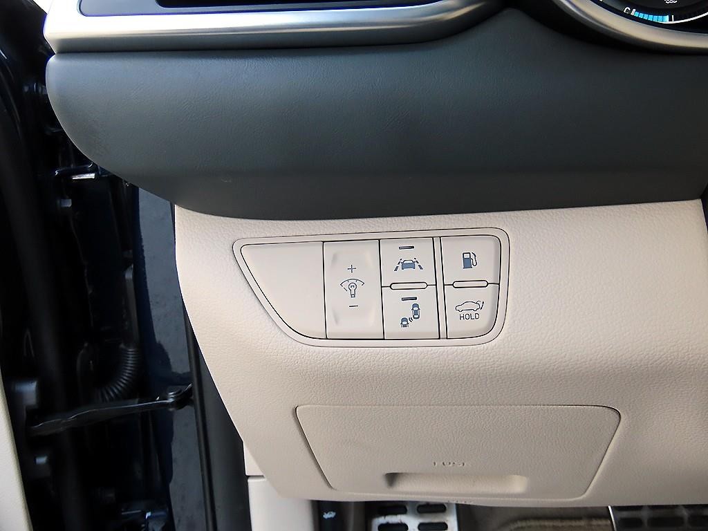 제네시스 G70 3.3T 스포츠 AWD 프레스티지 이미지 13