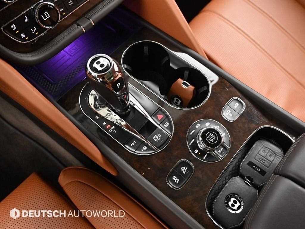 벤틀리 벤테이가 4.0 V8 이미지 9