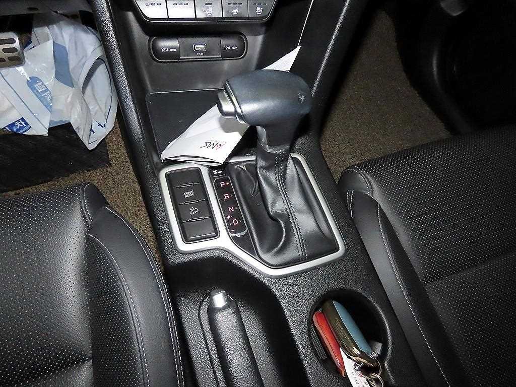 기아 스포티지 스포티지 더 볼드 1.6 디젤 2WD 프레스티지 이미지 12
