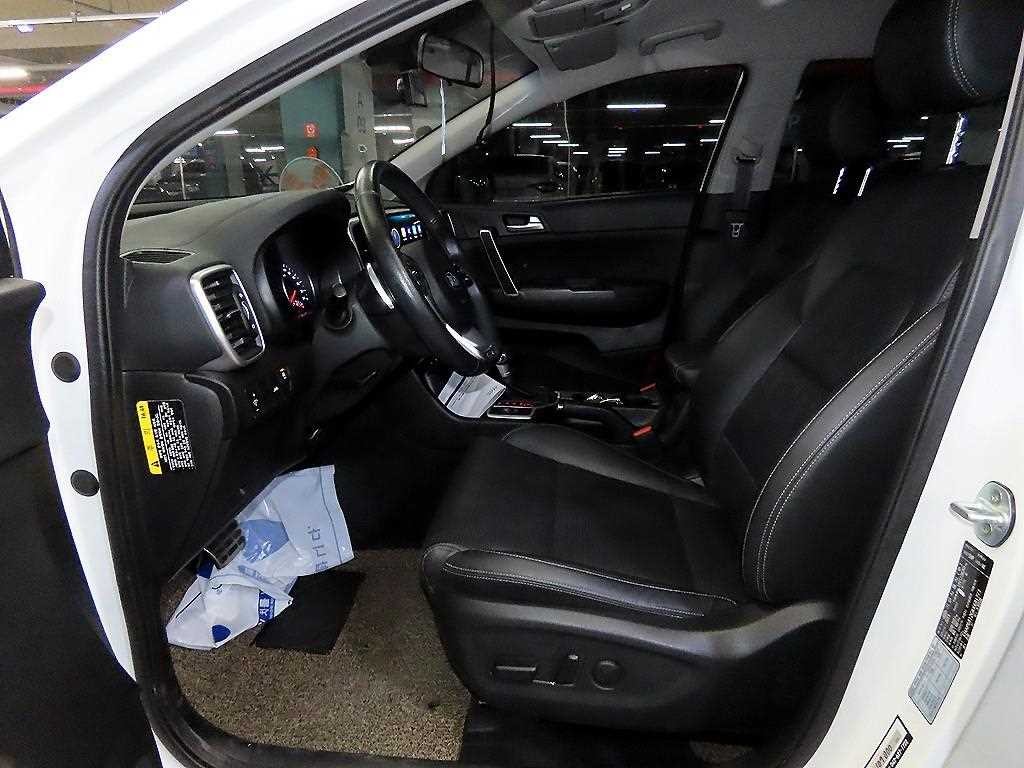 기아 스포티지 스포티지 더 볼드 1.6 디젤 2WD 프레스티지 이미지 6
