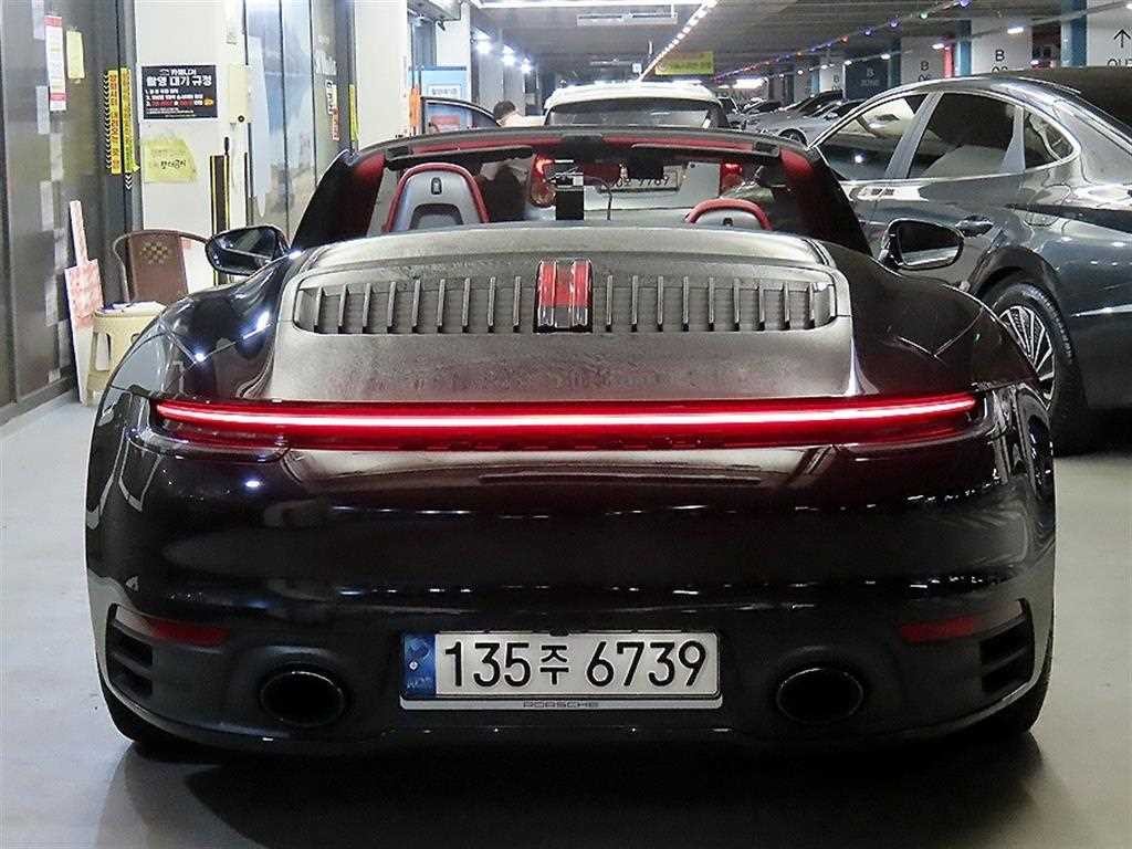 포르쉐 911 911(992) 카레라 카브리올레 이미지 10