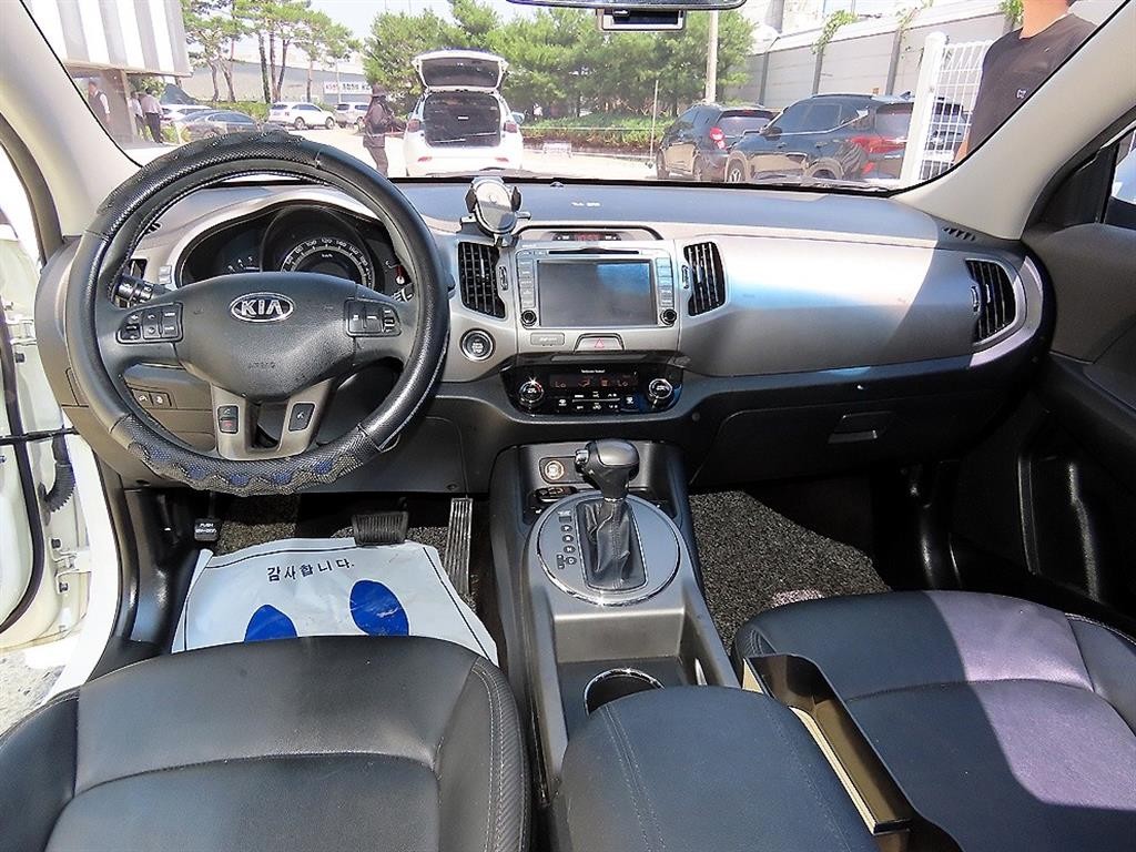 기아 스포티지 더 뉴 스포티지 R 디젤 2WD 트렌디 이미지 7