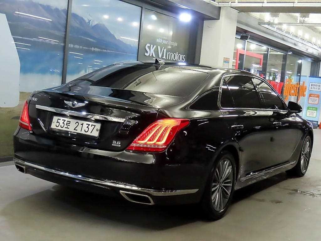 제네시스 EQ900 3.8 GDI AWD 프리미엄 럭셔리 이미지 4