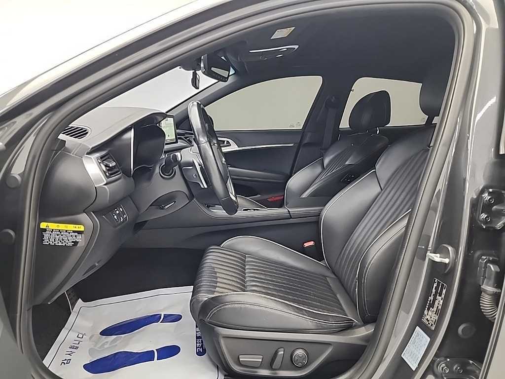 제네시스 G70 3.3T 스포츠 어드밴스드 이미지 11