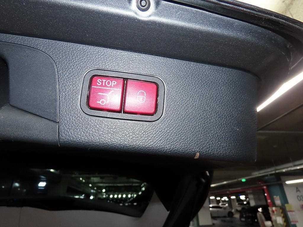 벤츠 GLC 클래스 GLC클래스 X253 GLC 350 e 4MATIC 이미지 15