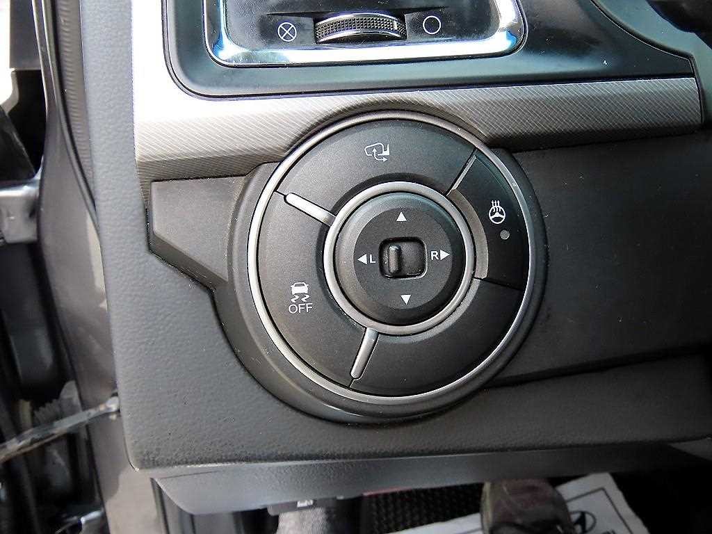 KG모빌리티(쌍용) 코란도 더뉴코란도스포츠 CX7(4WD) 클럽 이미지 12