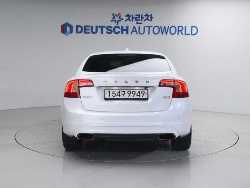 볼보 S60 뉴S60 D4 이미지 3