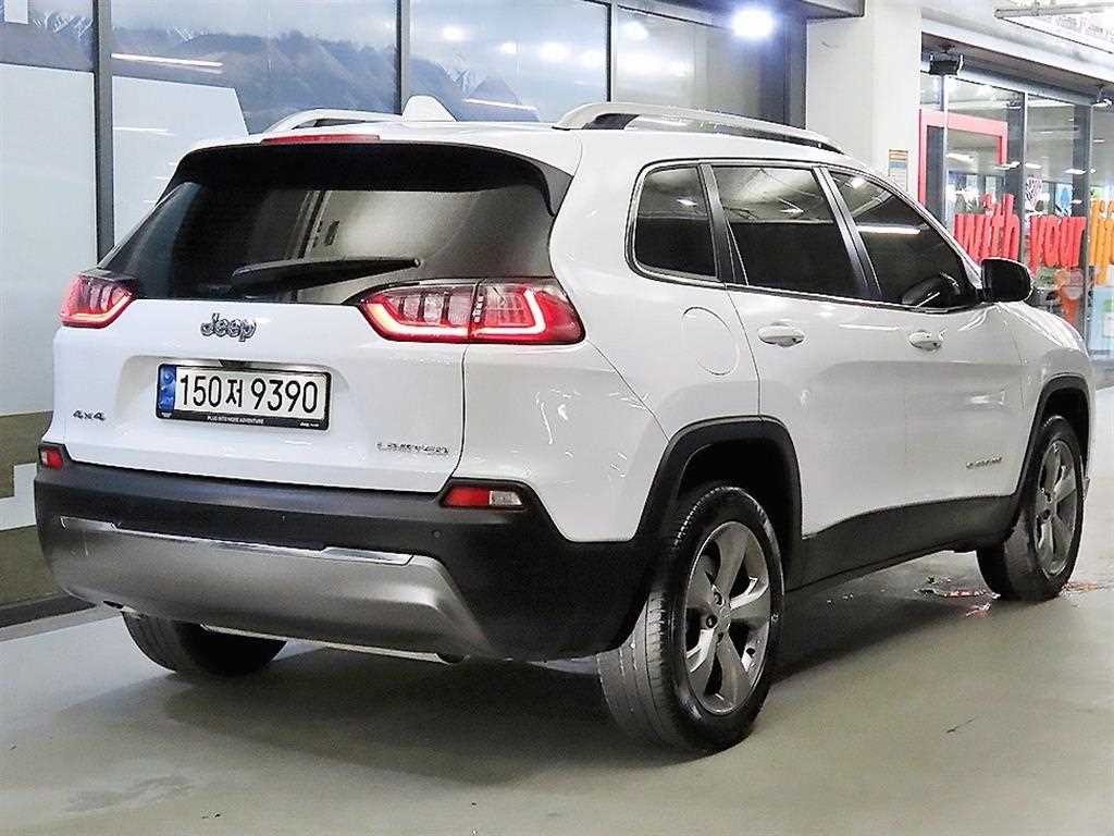 지프 체로키 체로키(KL) 2.4 리미티드 AWD 이미지 4