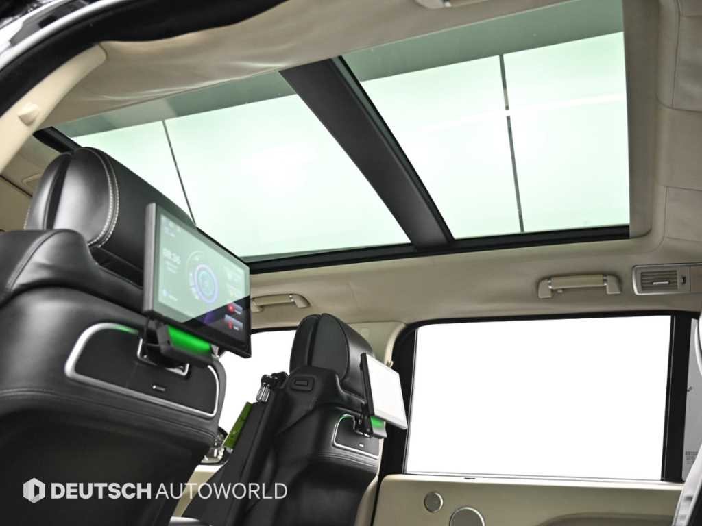 랜드로버 레인지로버 레인지로버 4세대 5.0 SC AB 블랙 LWB 이미지 18