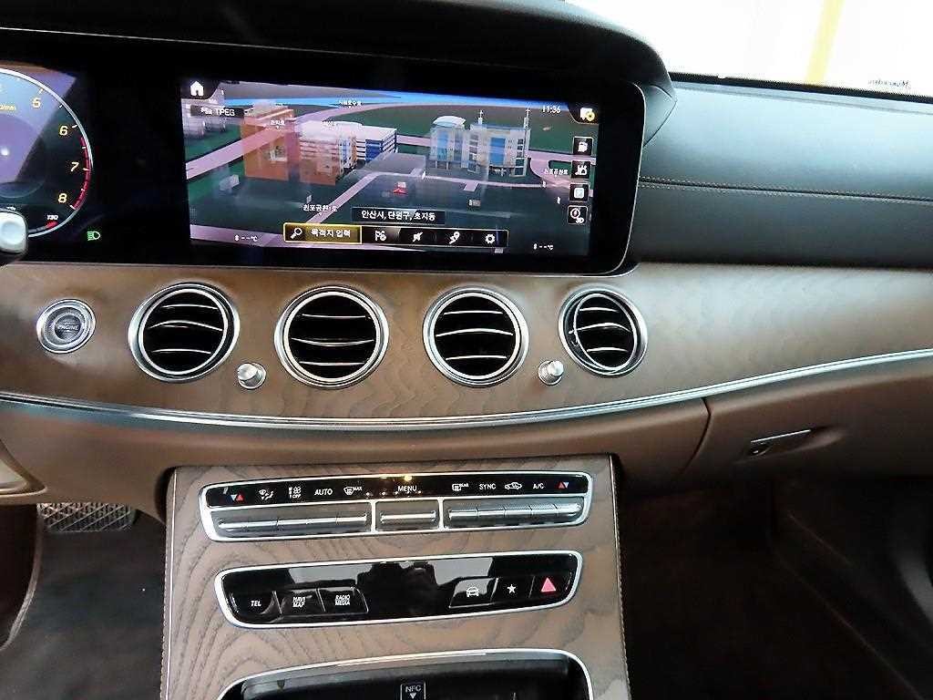 벤츠 E 클래스 E-클래스 W213 E250 아방가르드 이미지 14