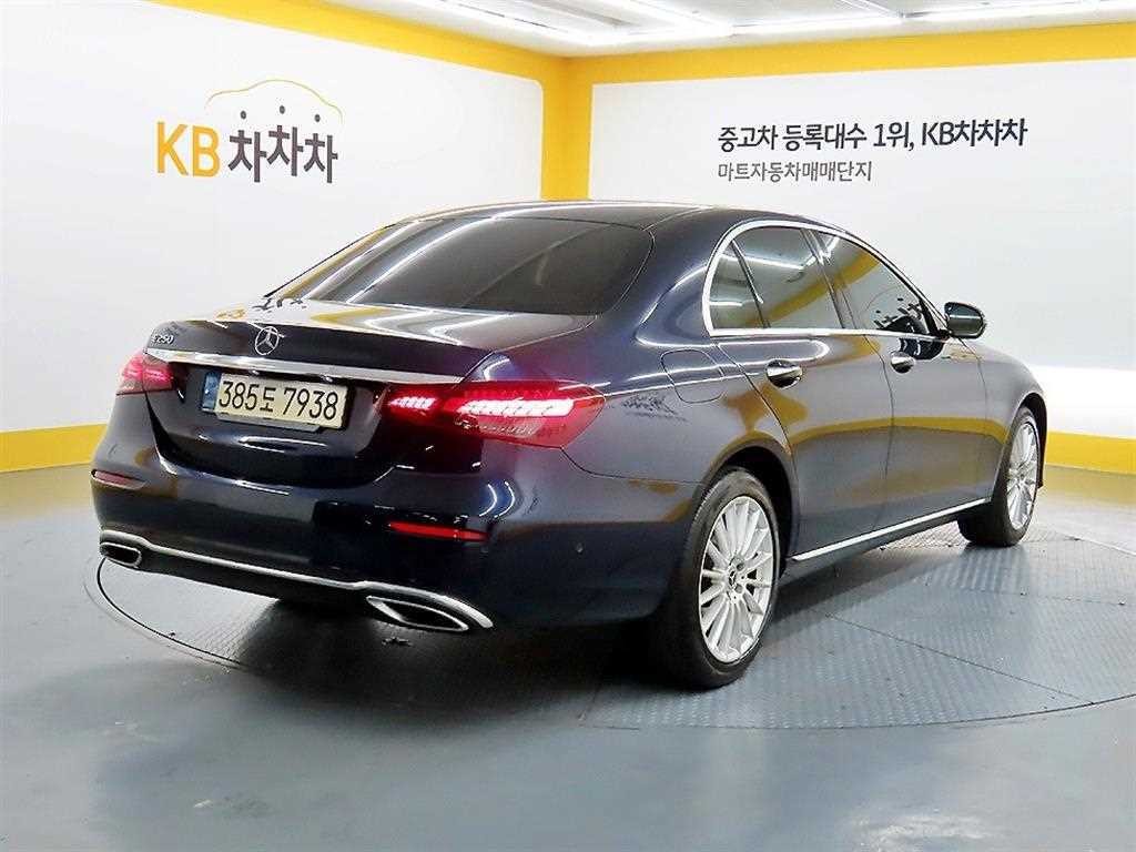 벤츠 E 클래스 E-클래스 W213 E250 아방가르드 이미지 2