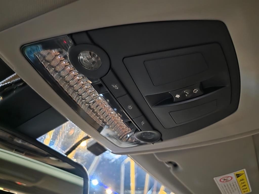 BMW 5시리즈 5시리즈 (F10) 525d xDrive 이미지 16
