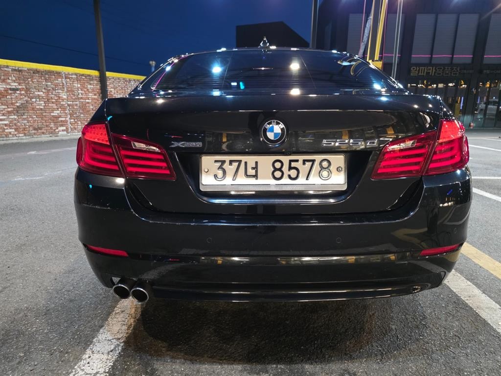 BMW 5시리즈 5시리즈 (F10) 525d xDrive 이미지 4