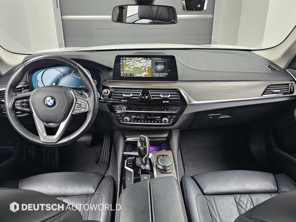 BMW 5시리즈 5시리즈 (G30) 530i xDrive 럭셔리 플러스 이미지 7