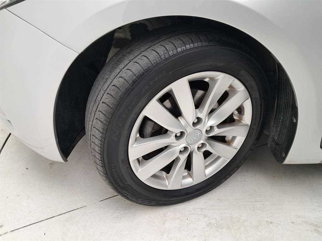 기아 K3 1.6 VGT 트렌디 이미지 19
