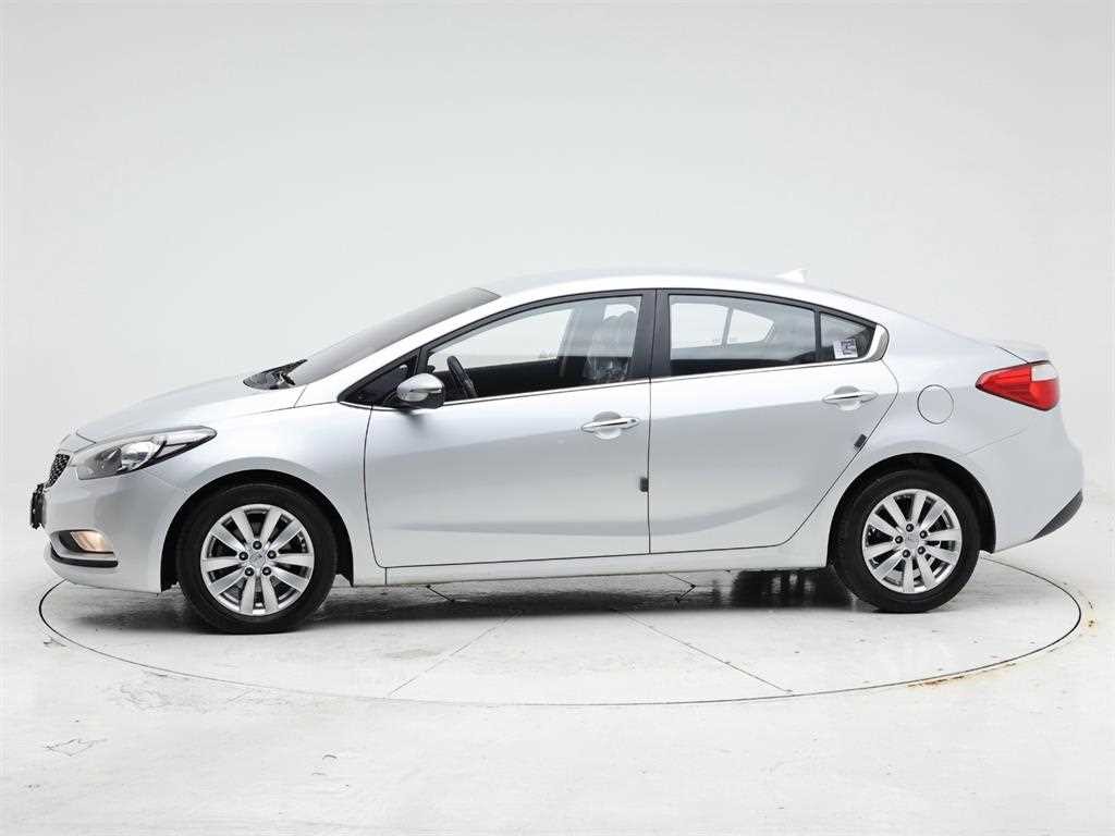기아 K3 1.6 VGT 트렌디 이미지 3