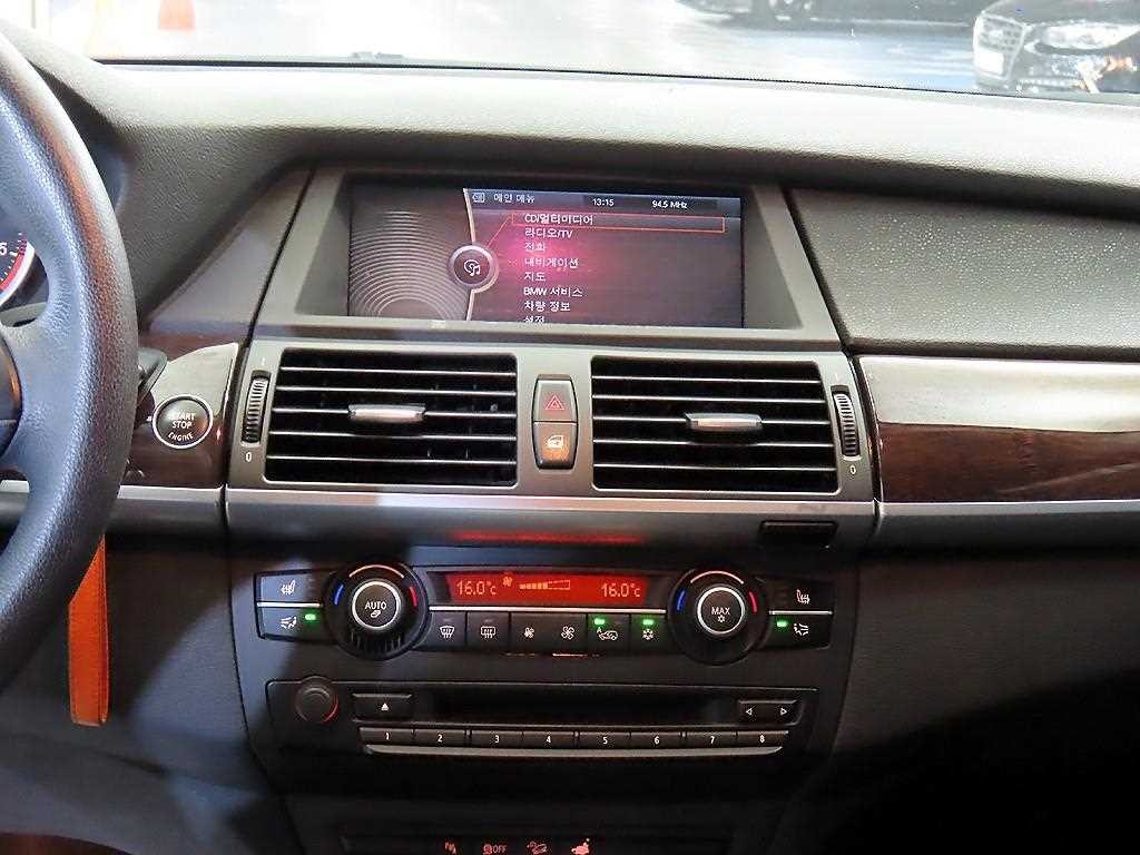 BMW X6 X6 (E71) 30 D 이미지 11
