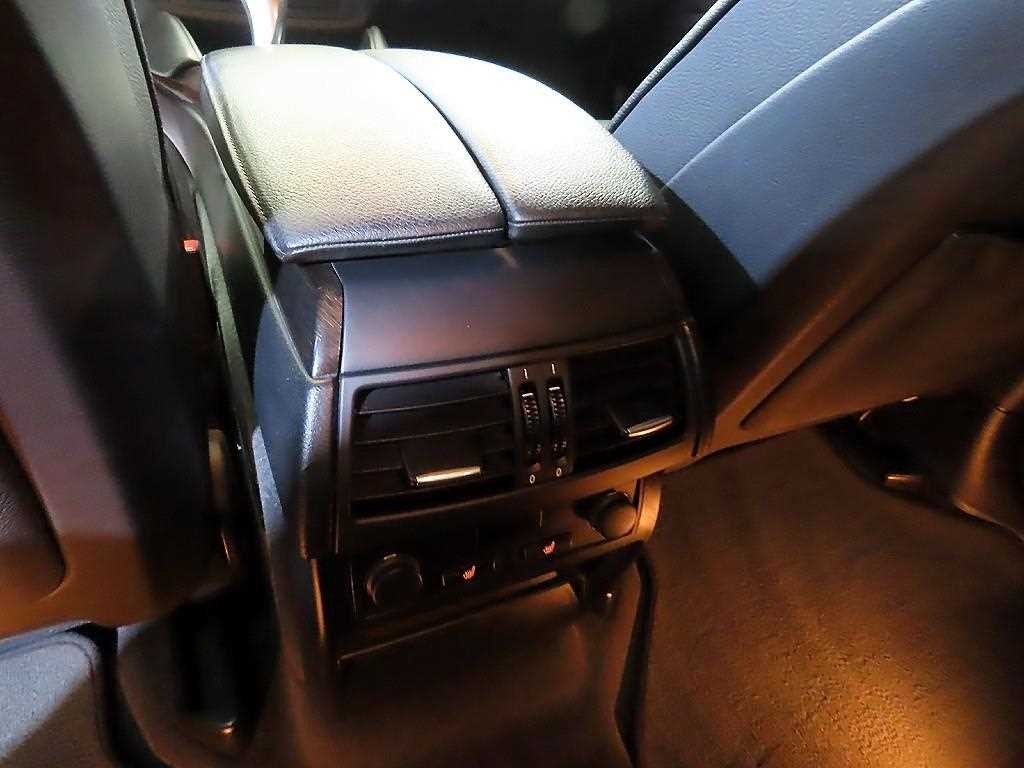BMW X6 X6 (E71) 30 D 이미지 13