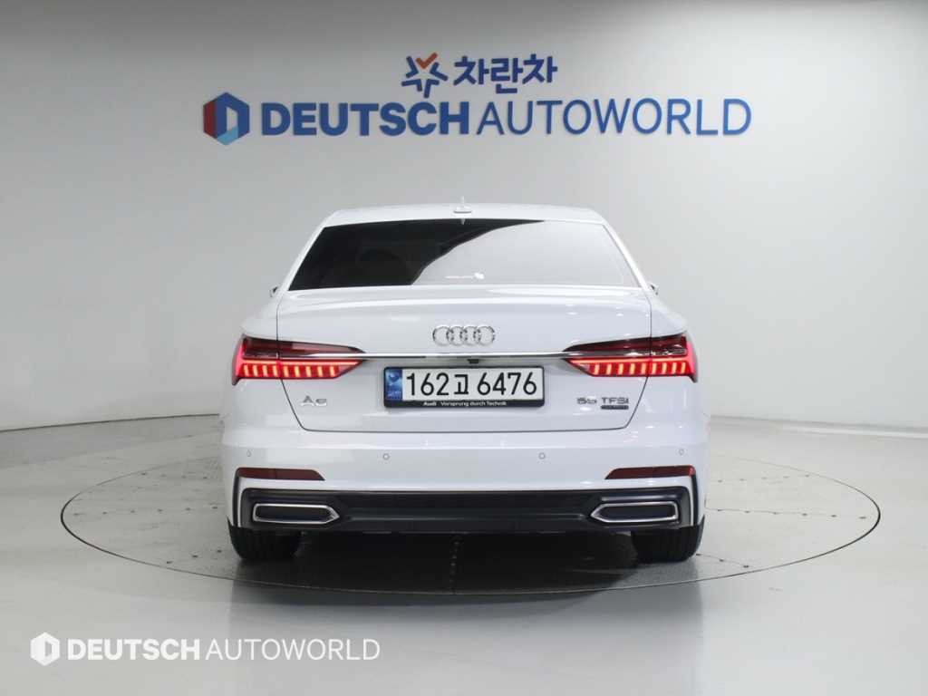 아우디 A6 A6 (C8) 45 TFSI 프리미엄 이미지 4
