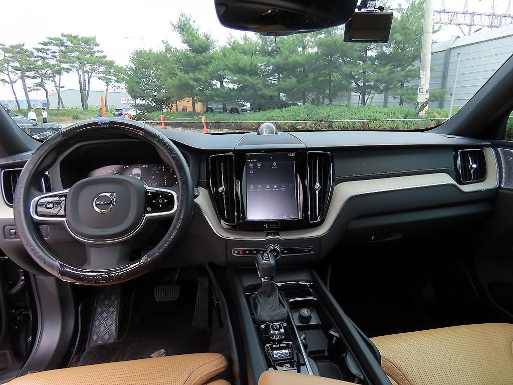 볼보 XC60 XC60(2세대) T6 AWD 인스크립션 이미지 7