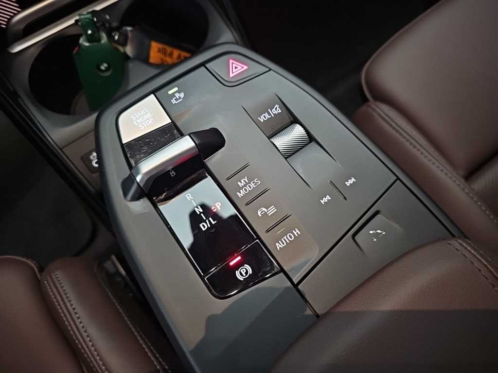BMW 2시리즈 2시리즈 액티브 투어러 (U06) 218d 어드밴티지 이미지 8