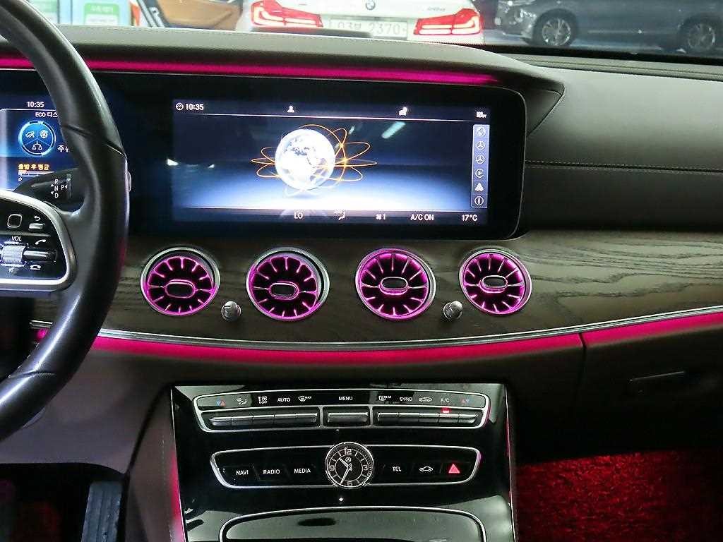 벤츠 E 클래스 E-클래스 W213 E300 4MATIC 익스클루시브 이미지 11