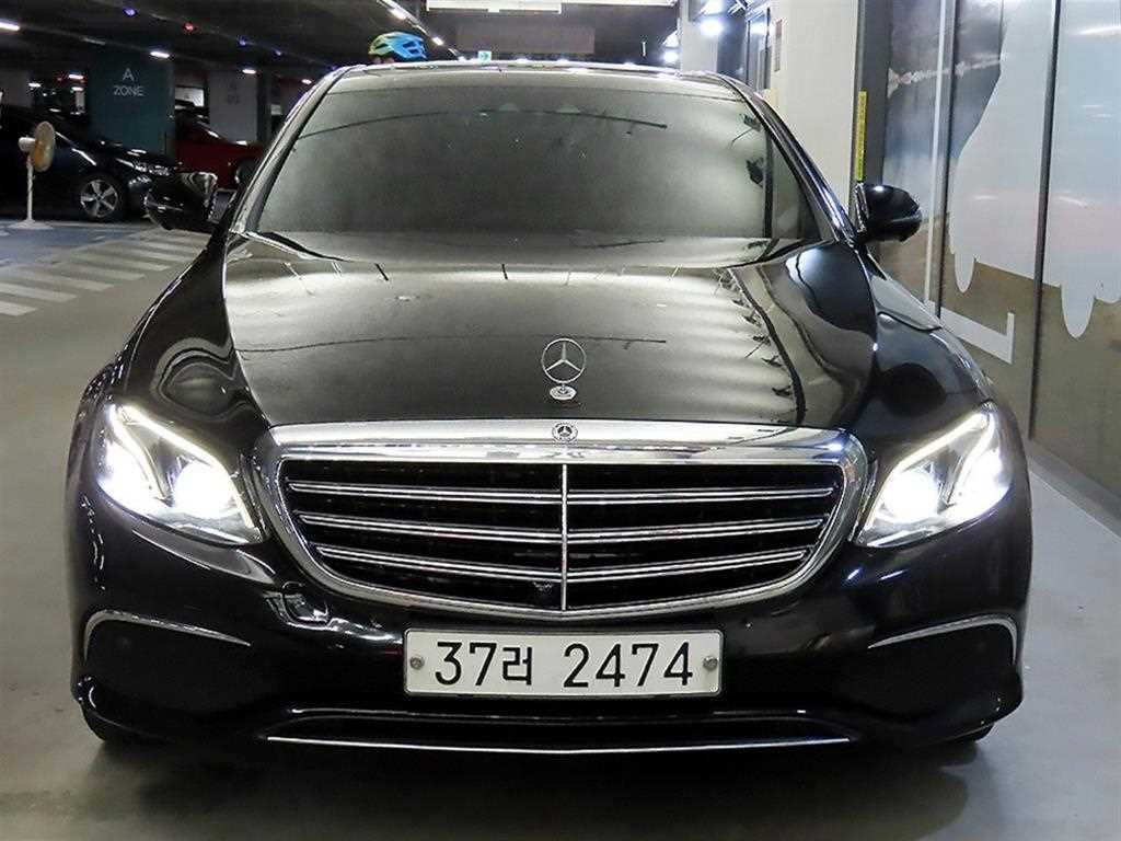 벤츠 E 클래스 E-클래스 W213 E300 4MATIC 익스클루시브 이미지 2