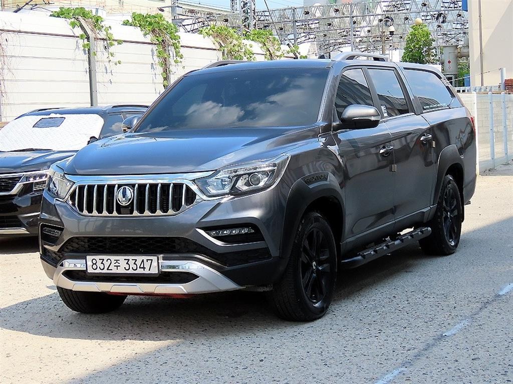 KG모빌리티(쌍용) 렉스턴 렉스턴 스포츠 칸 디젤 2.2 4WD 5링크 다이나믹 에디션 이미지 2