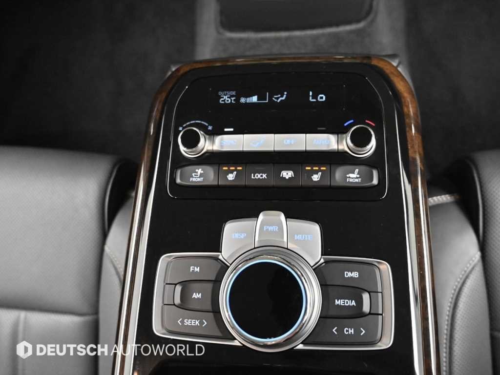제네시스 G90 3.8 GDI AWD 럭셔리 이미지 16