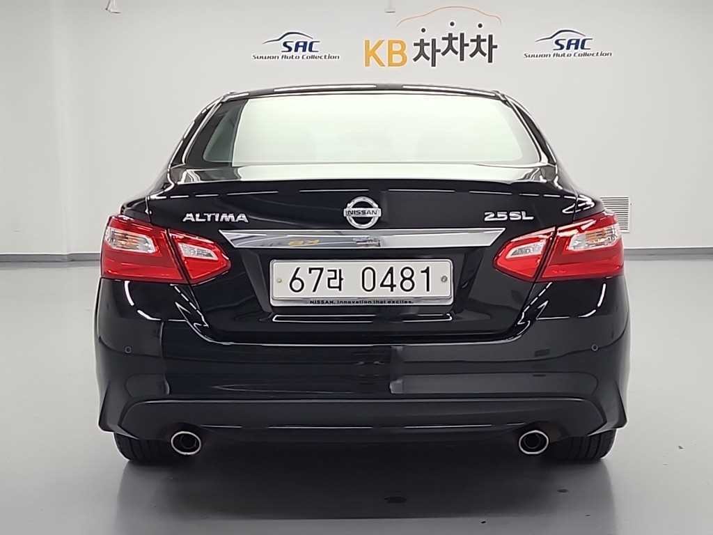 닛산 알티마 2.5 스마트 이미지 3
