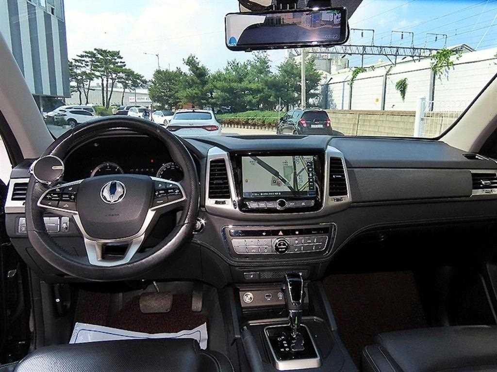 KG모빌리티(쌍용) 렉스턴 렉스턴 스포츠 4WD 디젤 2.2 노블레스 이미지 8