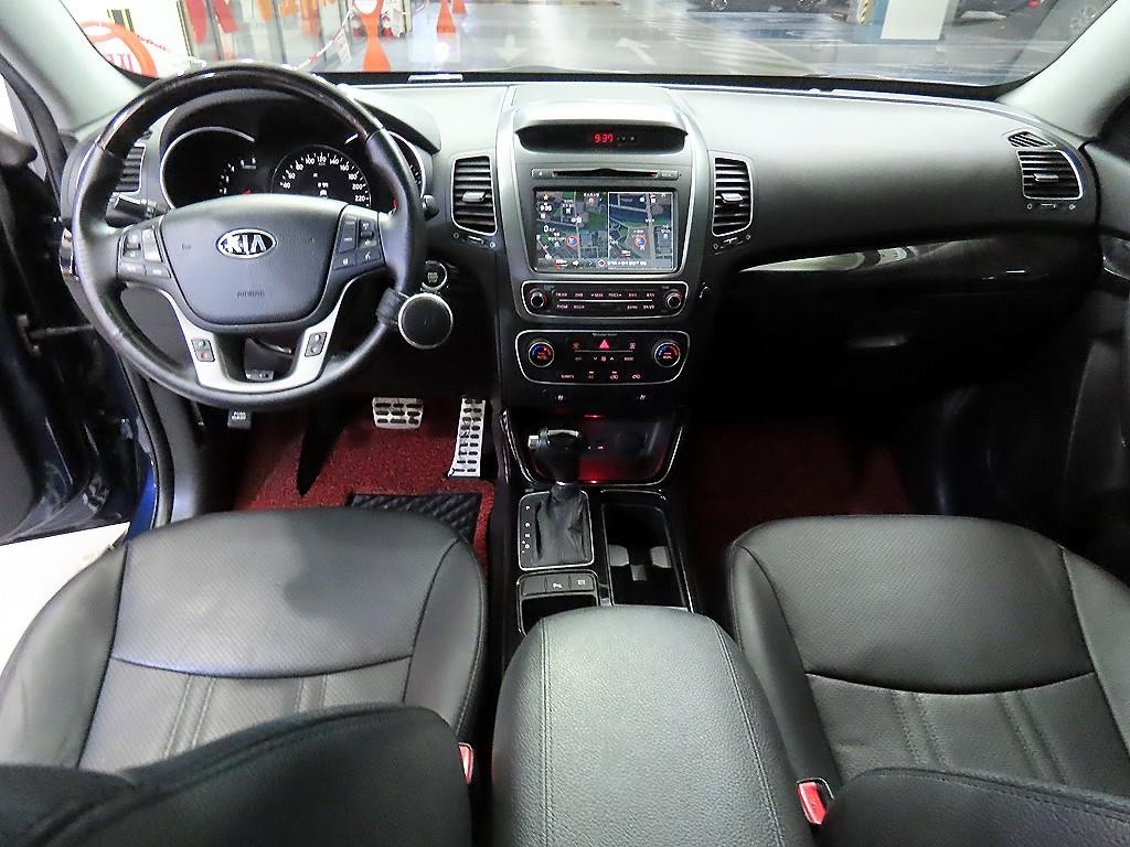 기아 쏘렌토 뉴 쏘렌토 R 2WD 2.0 노블레스 이미지 10