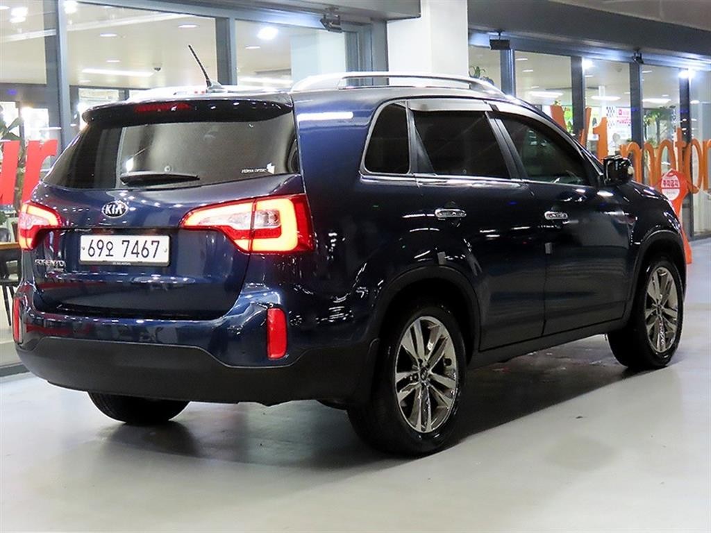 기아 쏘렌토 뉴 쏘렌토 R 2WD 2.0 노블레스 이미지 4