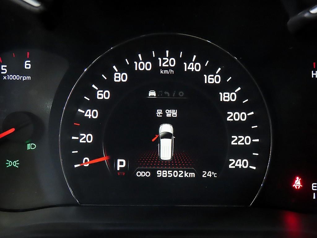 기아 쏘렌토 뉴 쏘렌토 R 2WD 2.0 노블레스 이미지 9