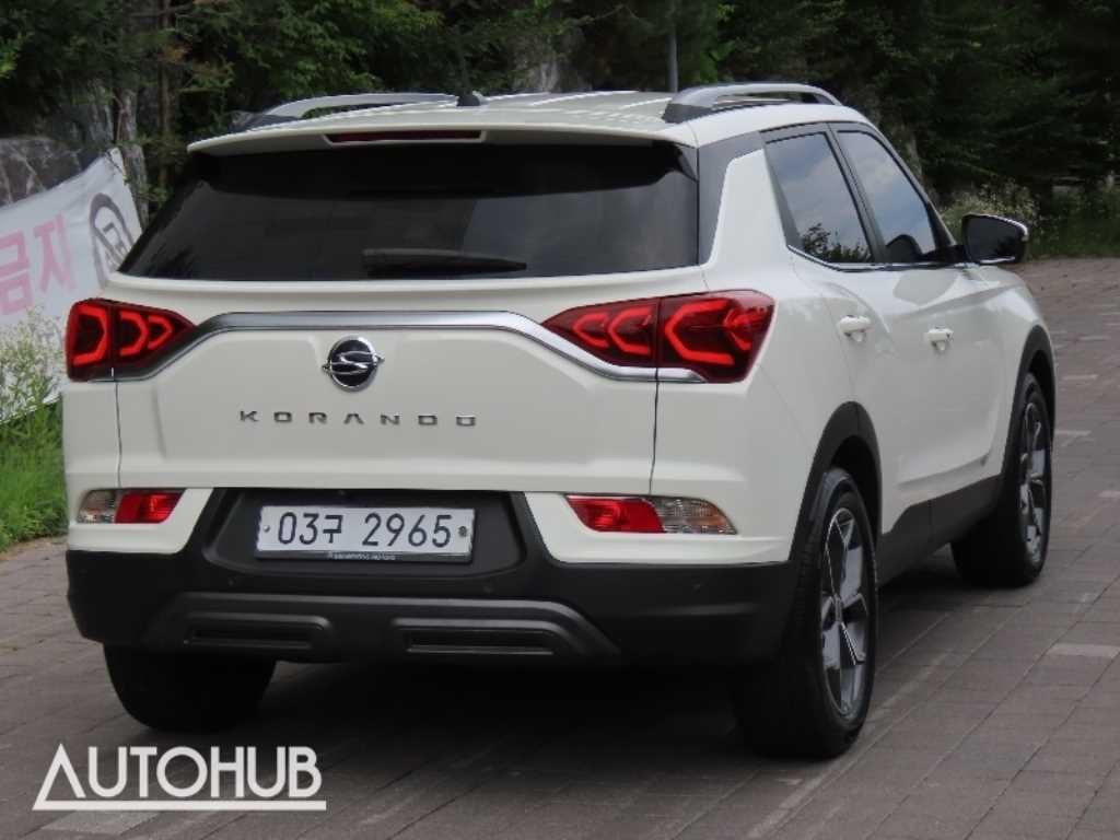 KG모빌리티(쌍용) 코란도 뷰티풀코란도 2WD 디젤 1.6 딜라이트 이미지 3