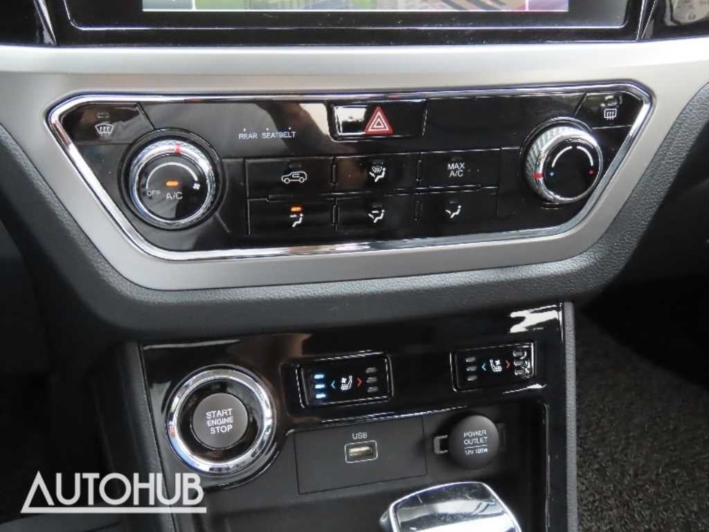 KG모빌리티(쌍용) 코란도 뷰티풀코란도 2WD 디젤 1.6 딜라이트 이미지 8