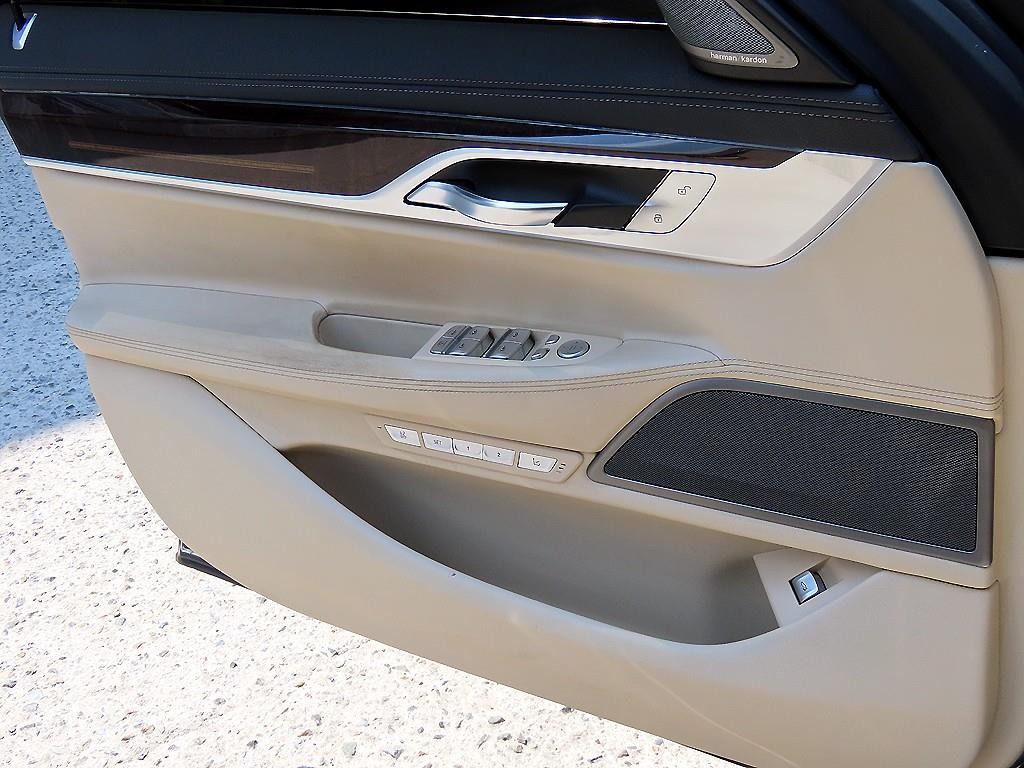 BMW 7시리즈 7시리즈 (G11) 730Ld xDrive M 스포츠 이미지 12
