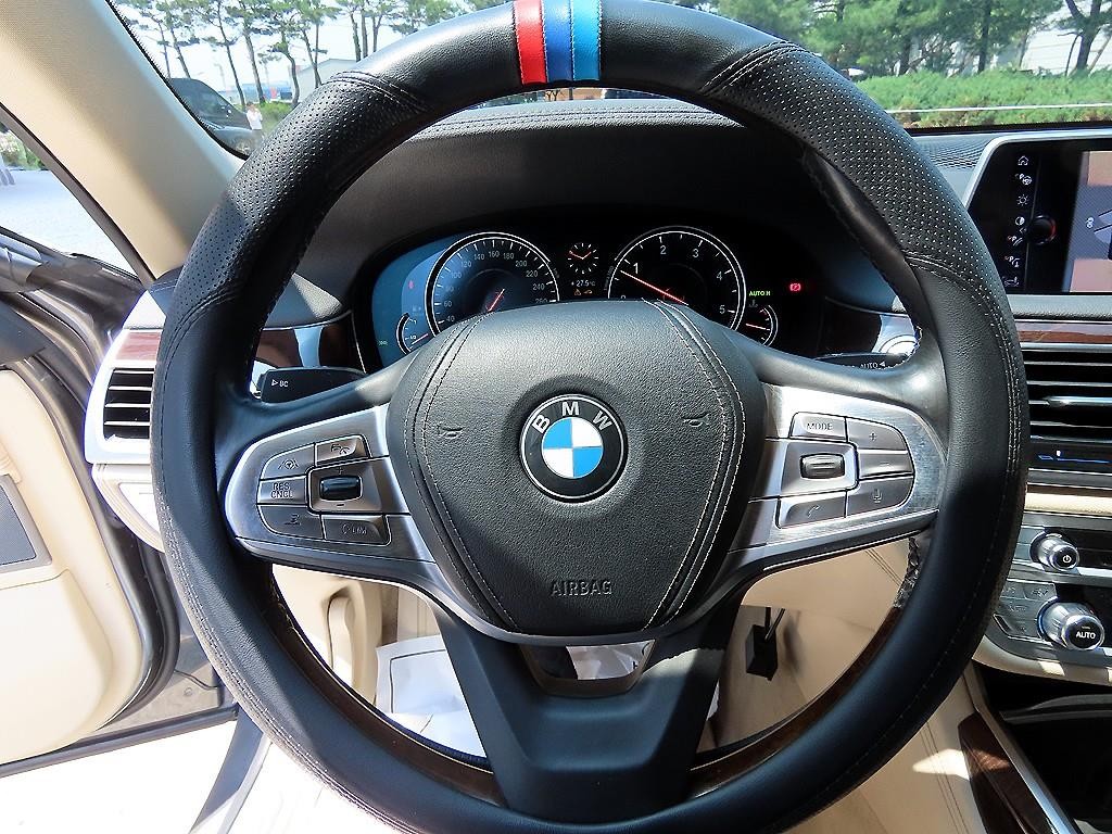 BMW 7시리즈 7시리즈 (G11) 730Ld xDrive M 스포츠 이미지 8