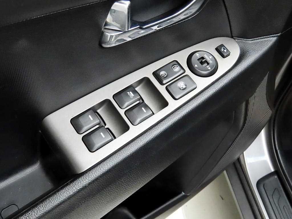 기아 스포티지 더 뉴 스포티지 R 디젤 2WD 트렌디 이미지 12