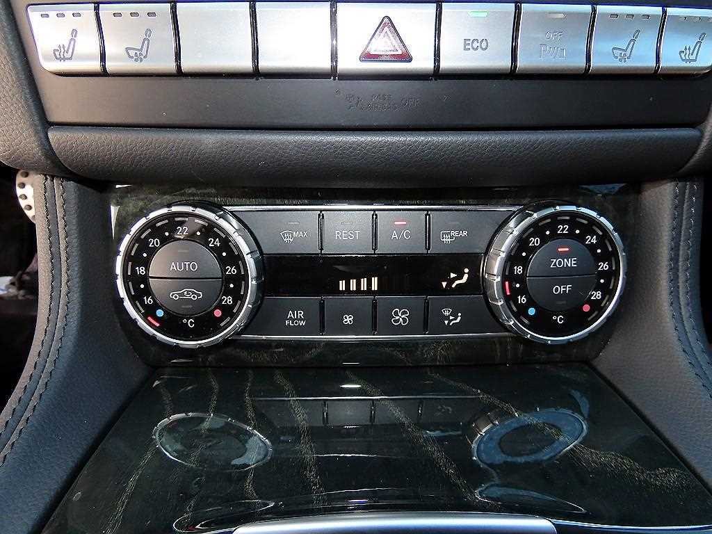 벤츠 CLS 클래스 CLS클래스 W218 CLS 400 AMG Line 이미지 13
