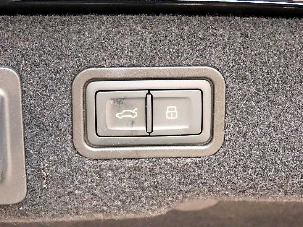 아우디 A8 A8 (D5) 55 TFSI 콰트로 LWB 이미지 15