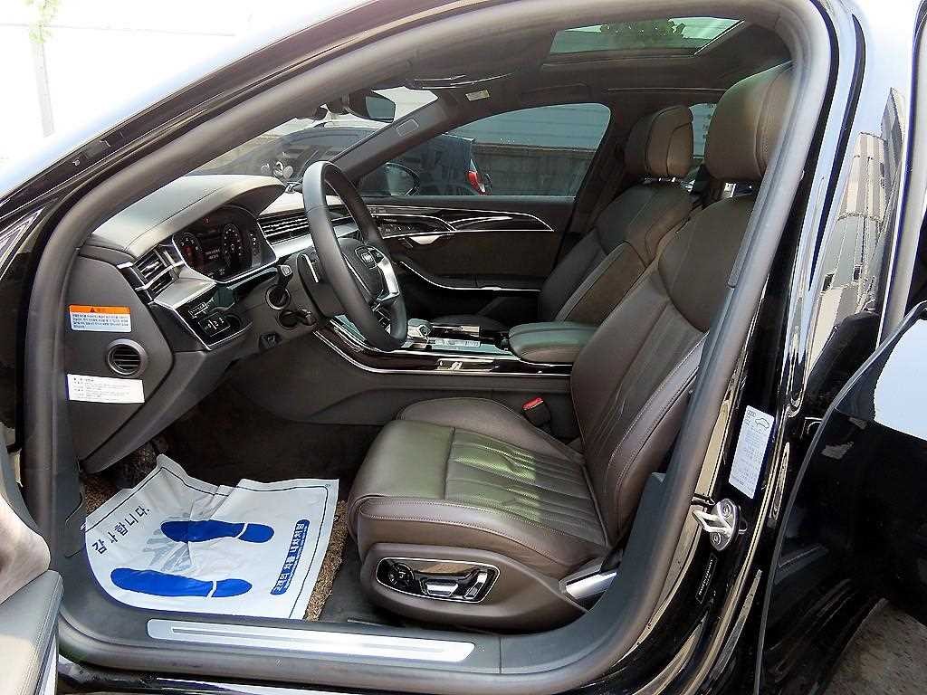 아우디 A8 A8 (D5) 55 TFSI 콰트로 LWB 이미지 5