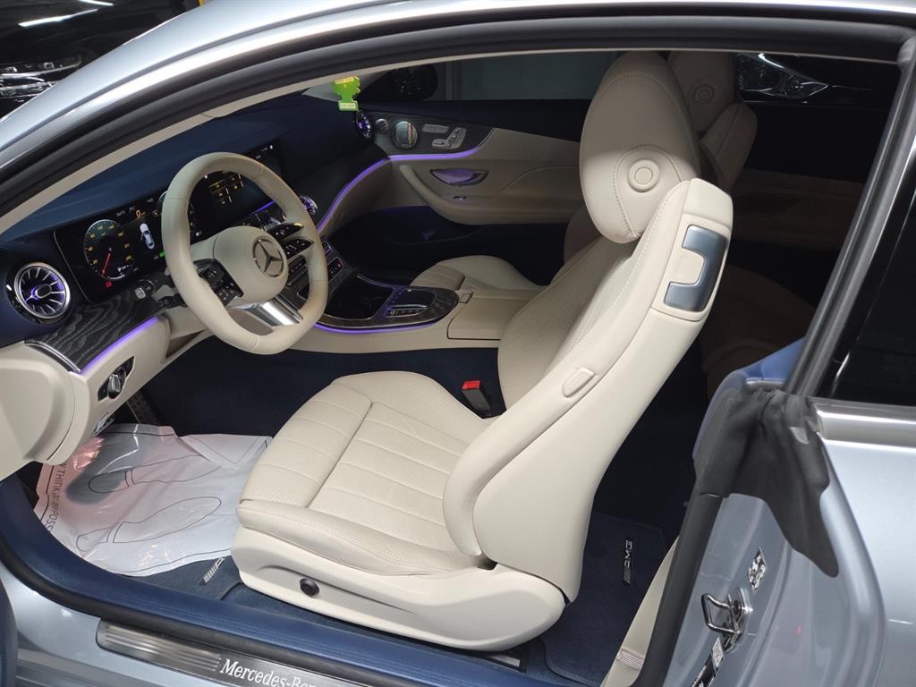 벤츠 E 클래스 E-클래스 W213 E450 4MATIC 쿠페 이미지 4