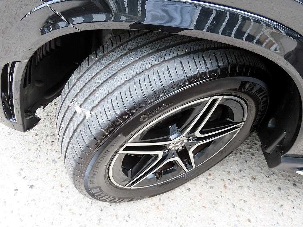 벤츠 GLE 클래스 GLE 클래스 W167 GLE 400d 4MATIC 쿠페 이미지 20