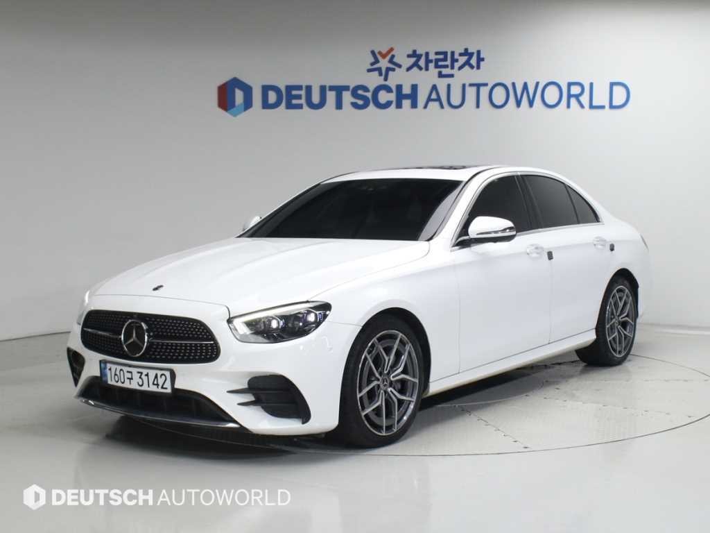 벤츠 E 클래스 E-클래스 W213 E220d 4MATIC AMG라인 이미지 1
