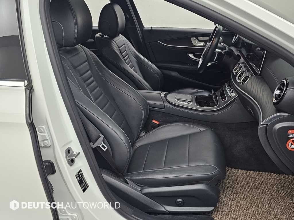 벤츠 E 클래스 E-클래스 W213 E220d 4MATIC AMG라인 이미지 10